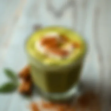 Matcha Latte with Cinnamon Matcha latte with a sprinkle of cinnamon on top